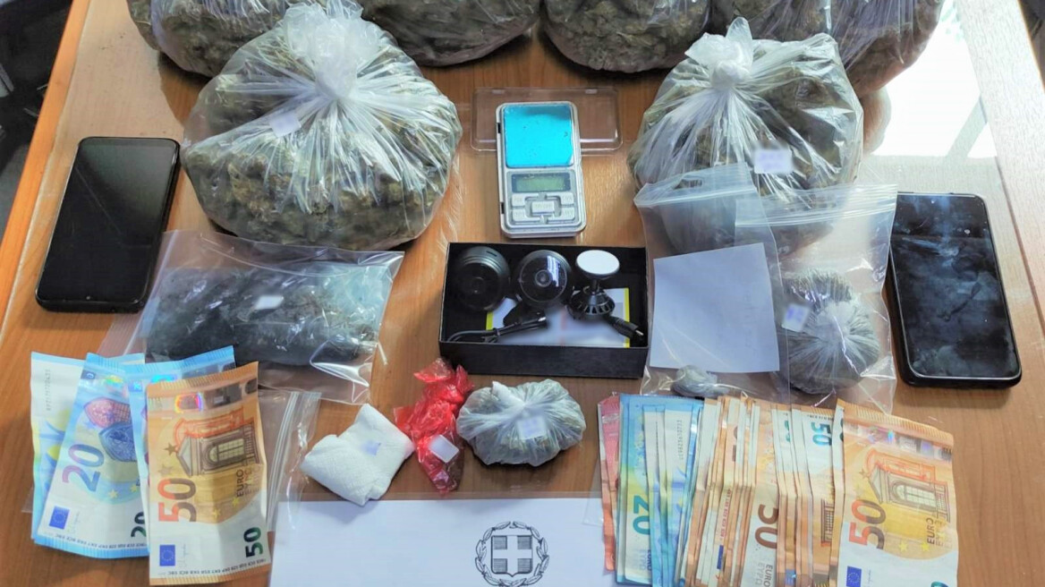 Ξάνθη: «Θωράκισαν» με κάμερες το σπίτι τους που έκρυβαν 1,5 κιλό κάνναβης