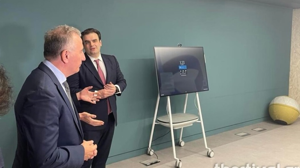 Θεσσαλονίκη - Πιερρακάκης:  «Άρωμα Silicon Valley» έχουν φέρει τα δύο hub της Pfizer