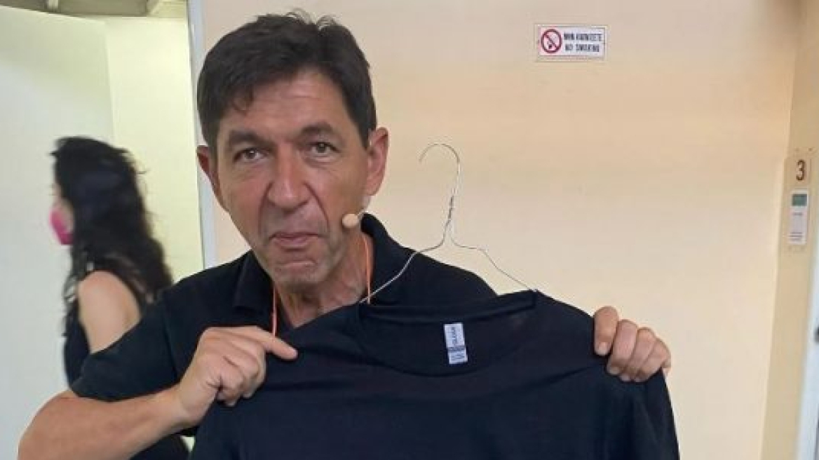 Γεράσιμος Σκιαδαρέσης: Η απάντηση στα επικριτικά μηνύματα για το μπλουζάκι με τον Κρέοντα  