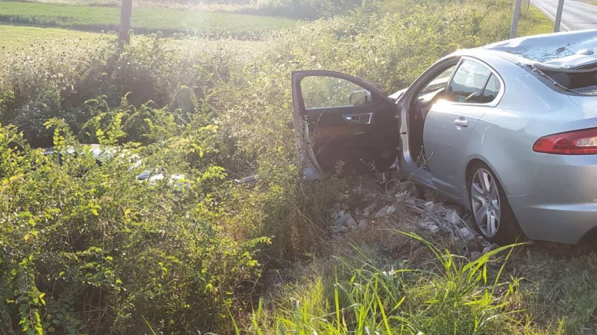 Πέντε τραυματίες σε τροχαίο στα Τρίκαλα - Δείτε εικόνες