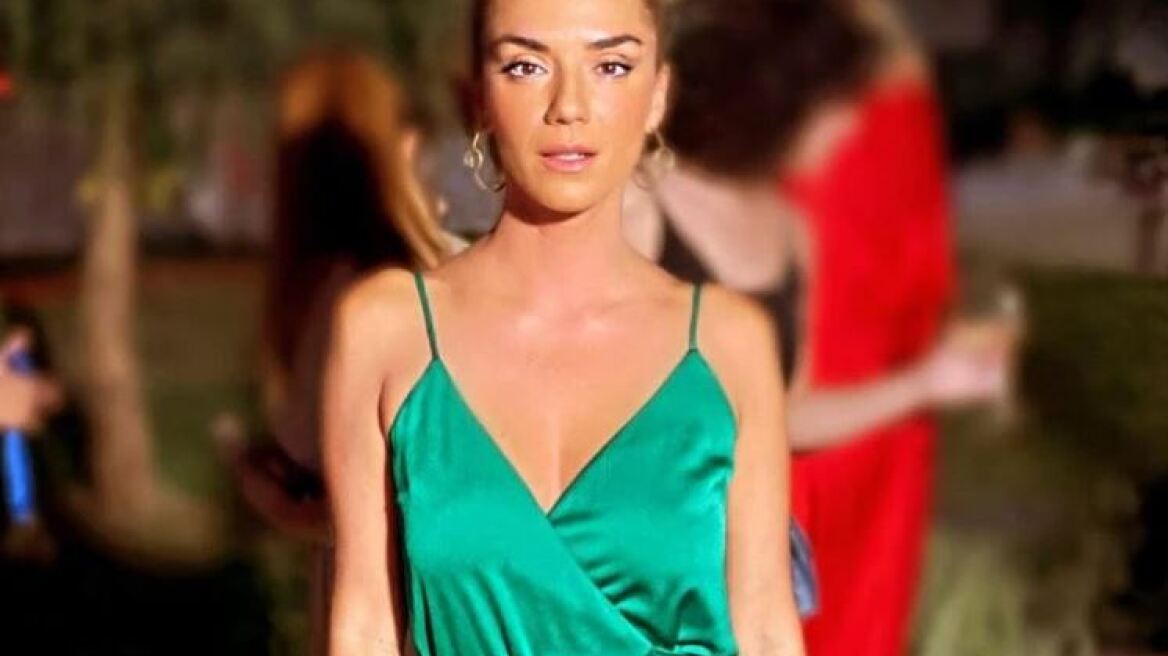 H Βάσω Λασκαράκη αγκαλιά με το σύζυγό της, Λευτέρη Σουλτάτο