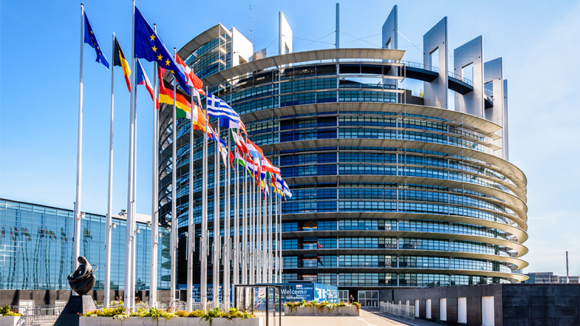 Βόρεια Μακεδονία: ΕΕ και ΗΠΑ χαιρετίζουν την απόφαση της Βουλής που ανοίγει το δρόμο για ενταξιακές διαπραγματεύσεις