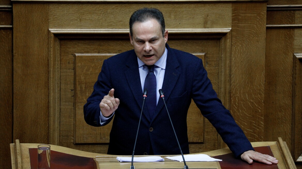 Μανωλάκος: 30 χρόνια από τη θυσία Σιαλμά, να μην απαξιώνουμε τους ήρωες