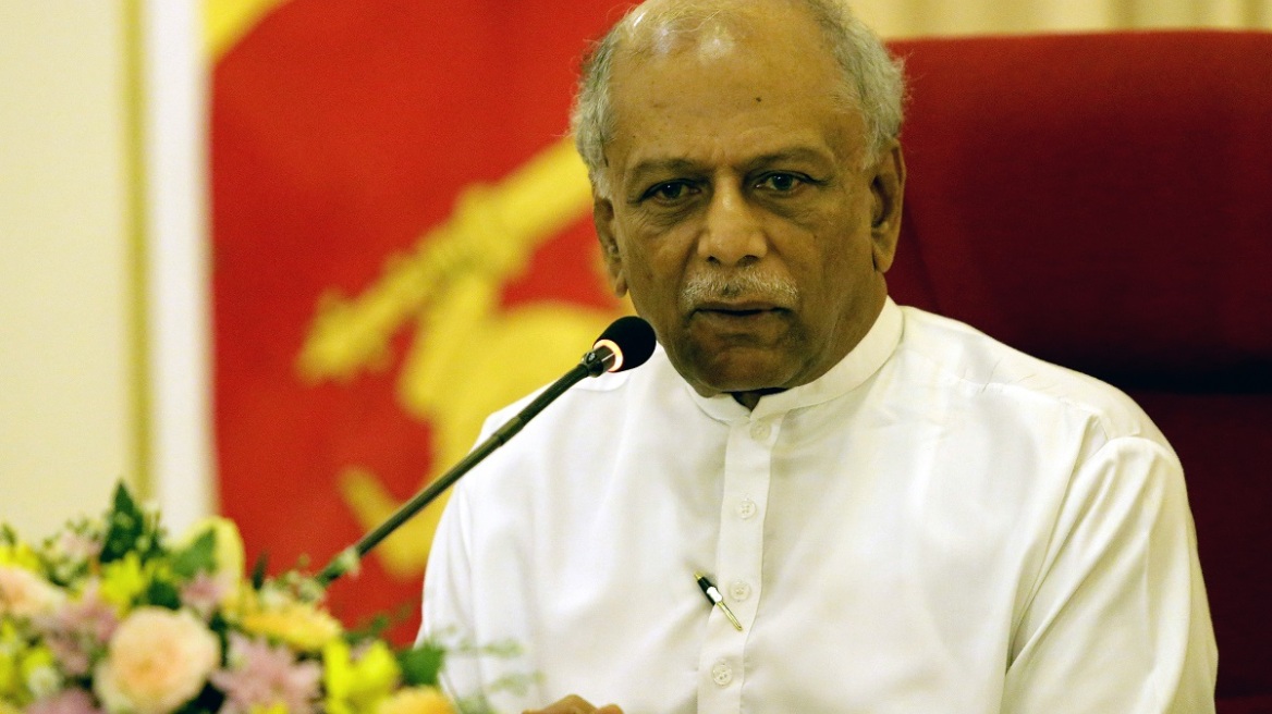 Σρι Λάνκα: Ο Ντίνες Γκουναουάρντενα ορκίστηκε νέος πρωθυπουργός