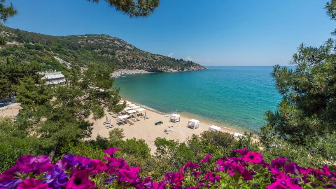 5 παραλίες για απολαυστικές βουτιές στην Καβάλα