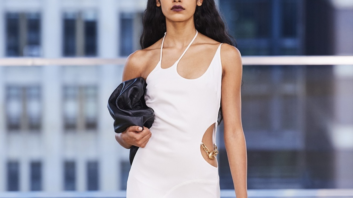 Τα καλοκαιρινά φορέματα που ανεβάζουν τη θερμοκρασία