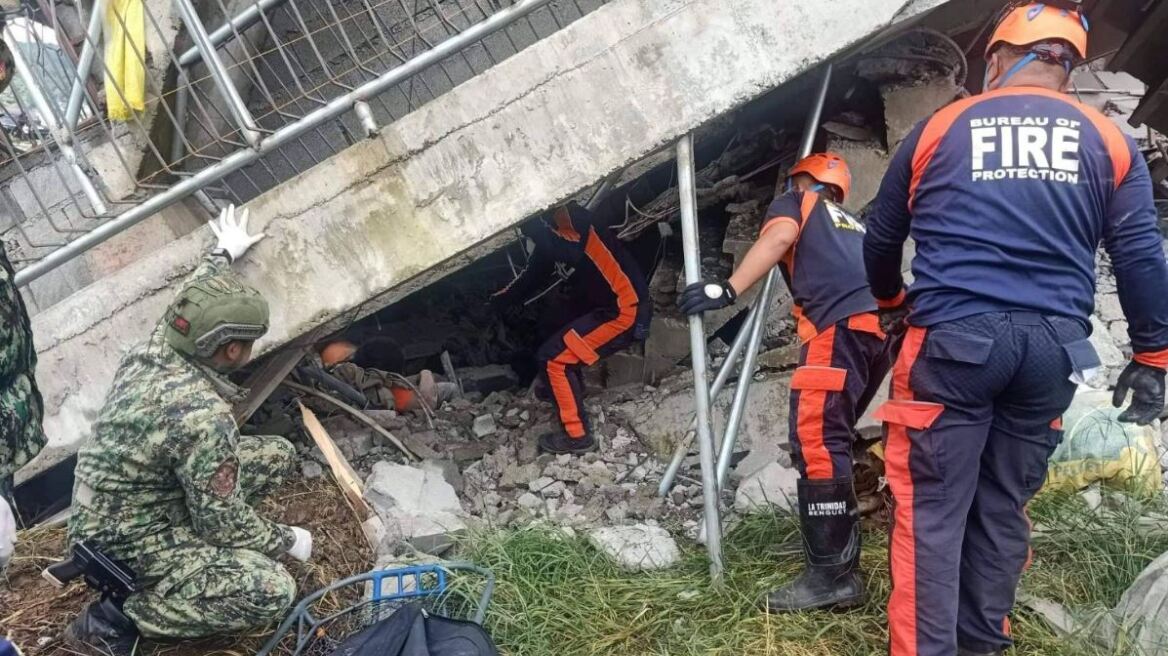 Σεισμός στις Φιλιππίνες: Τουλάχιστον δύο νεκροί και δεκάδες τραυματίες μετά τα 7 Ρίχτερ