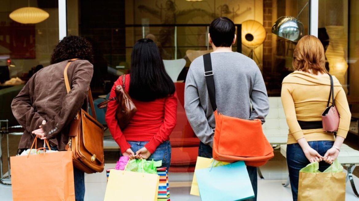 Γερμανία: Ιστορική πτώση 8,8% των πωλήσεων στο λιανικό εμπόριο