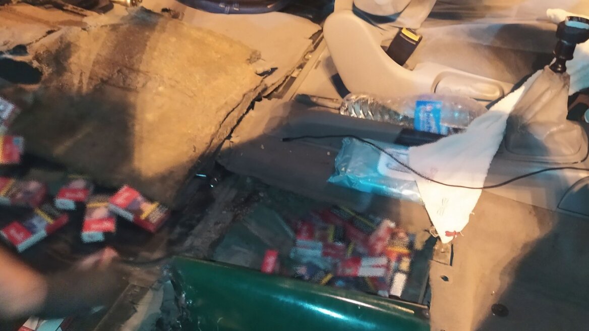 Ηγουμενίτσα: Οι ακτίνες Χ αποκάλυψαν κρύπτες με λαθραία τσιγάρα σε όχημα