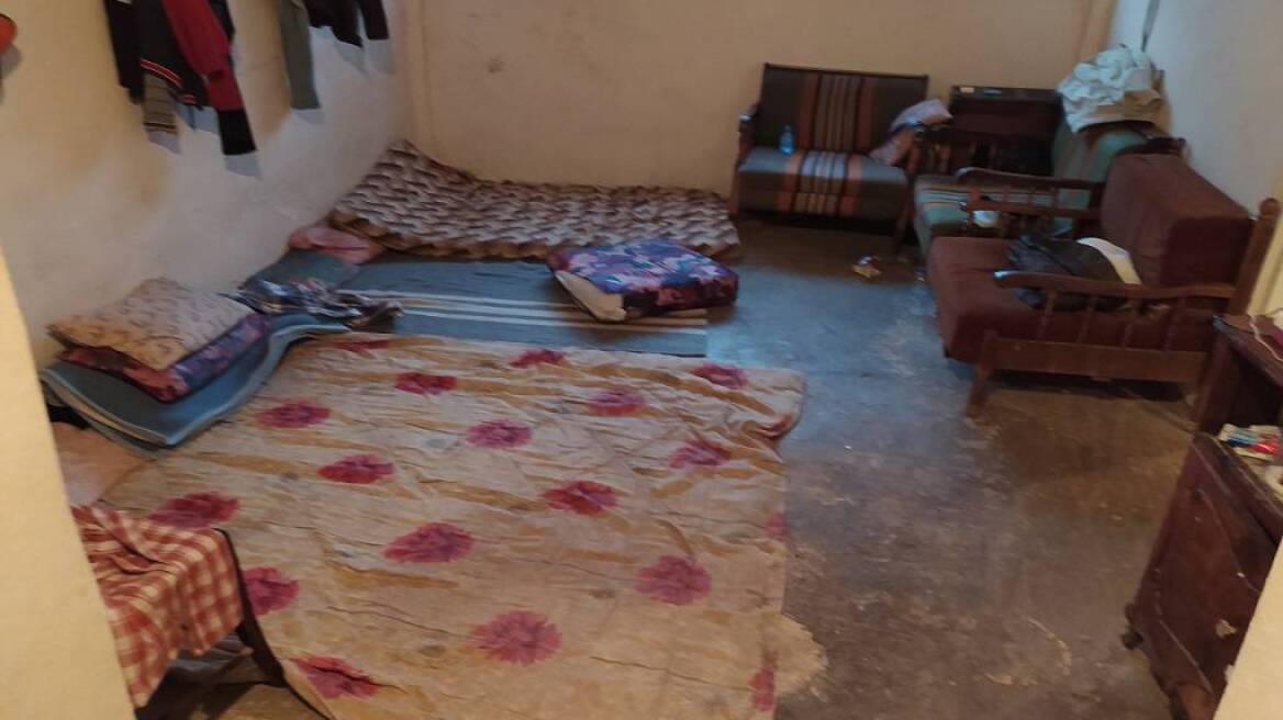 Ημαθία: Εξαρθρώθηκε κύκλωμα που έκρυβε αλλοδαπούς σε σπίτια και καλύβα και μετά τους έστελνε στην Αττική