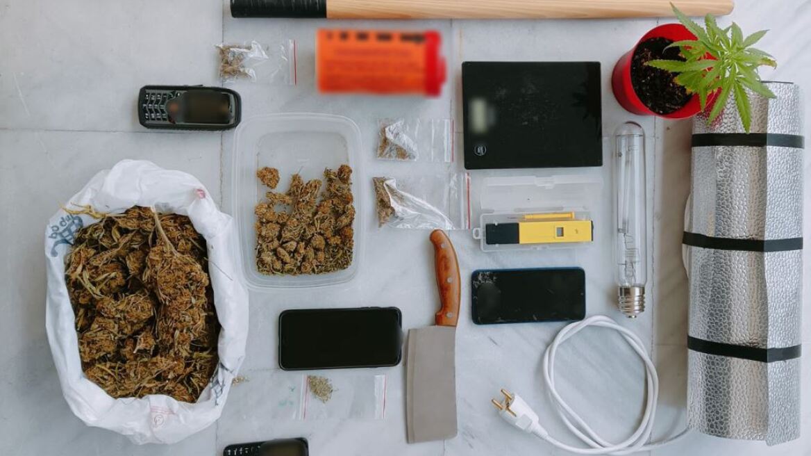 Έφοδος για ναρκωτικά και όπλα σε σπίτια σε περιοχές του Δήμου Μονεμβασίας