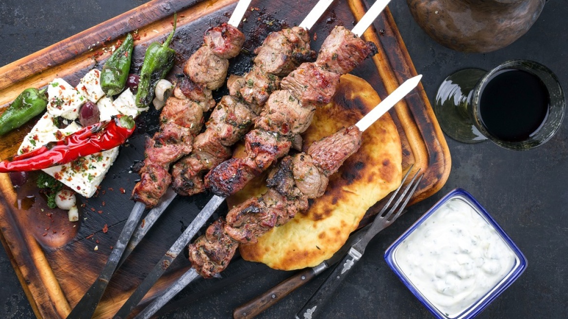 Σουβλάκι ή κεμπάπ; Τι προτιμούν οι αναγνώστες του Olivemagazine.gr;
