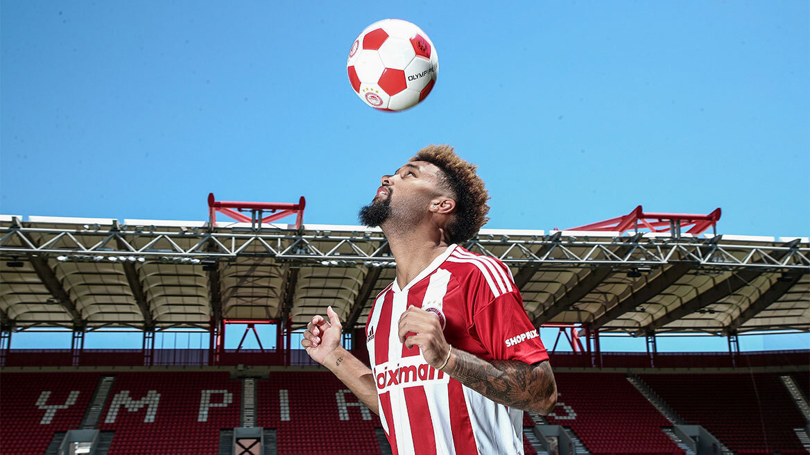 Ολυμπιακός: Ο Ντε λα Φουέντε, οι 4 καθαρόαιμοι εξτρέμ και ο επόμενος winger