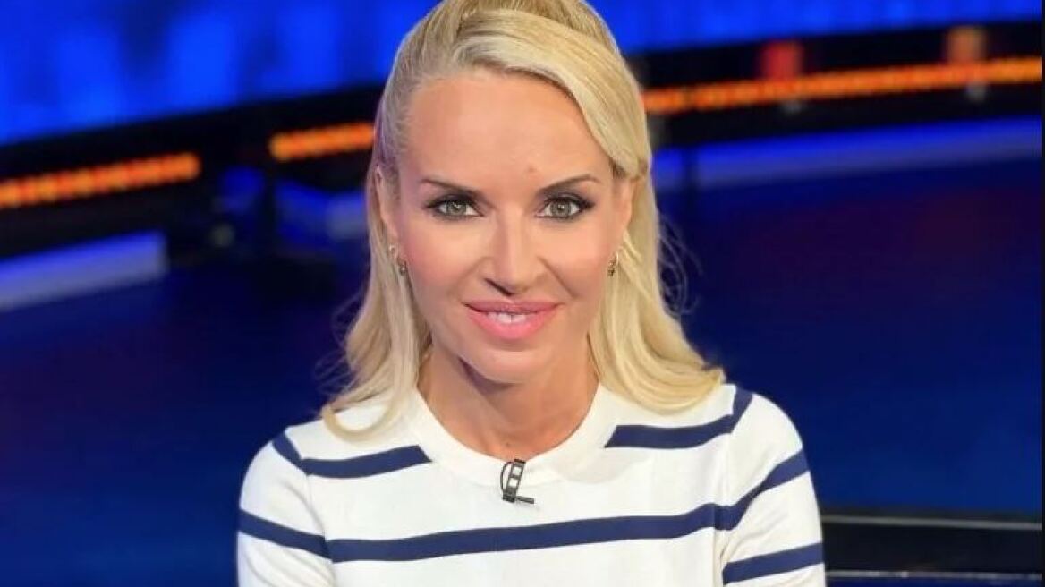 Η Μαρία Μπεκατώρου στην Κεφαλλονιά με το ομορφότερο printed φόρεμα