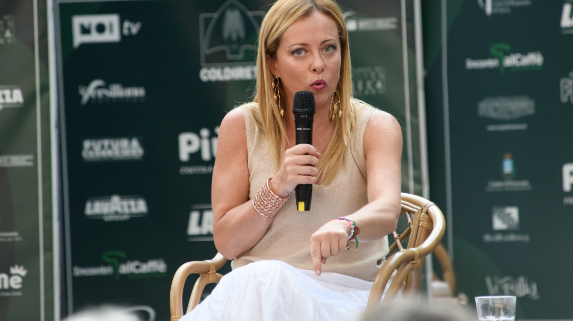 Εκλογές στην Ιταλία: Προβάδισμα 10-15 μονάδες για τη συντηρητική συμμαχία στις δημοσκοπήσεις