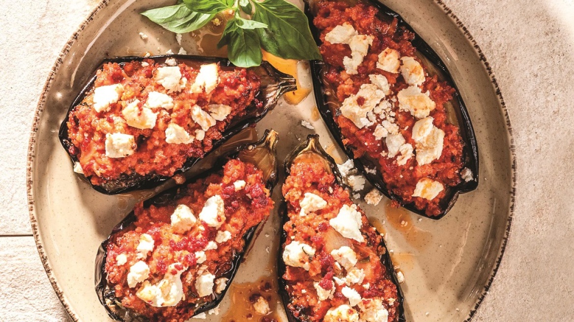 Μελιτζάνες παπουτσάκια: το απόλυτο καλοκαιρινό λαδερό