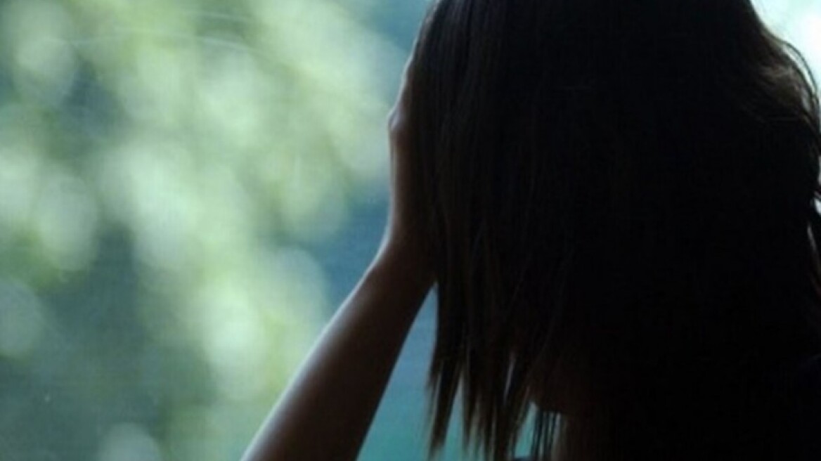 Θεσσαλονίκη: Συνελήφθη 21χρονος – Αυνανίστηκε μπροστά σε δύο αδερφές