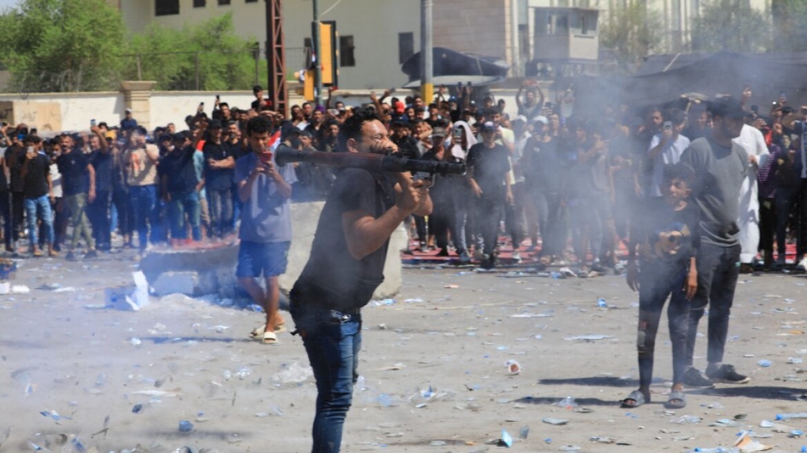 Ιράκ: Ο ιερωμένος αλ Σαντρ διέταξε τους υποστηρικτές του να φύγουν από την Πράσινη Ζώνη