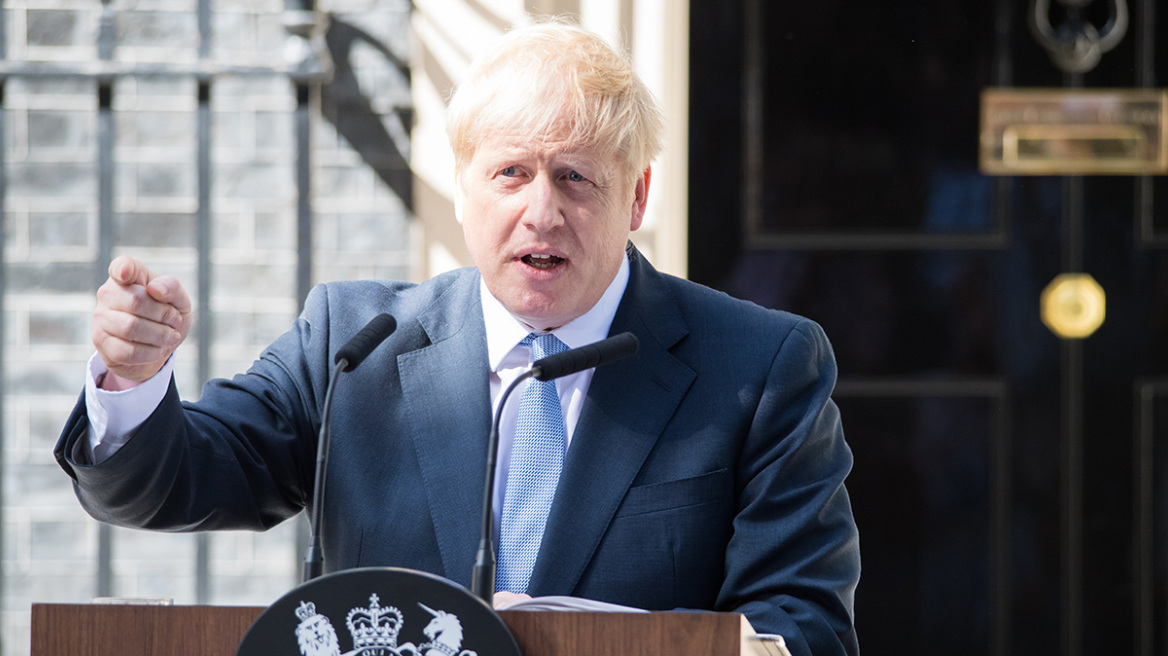 Επιθεωρητής Μπόρις Τζόνσον – Έκανε έφοδο μαζί με αστυνομικούς σε έρευνα για ναρκωτικά!