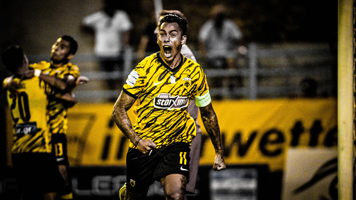 Σέρχιο Αραούχο: Στην OPAP Arena με την κόρη του 