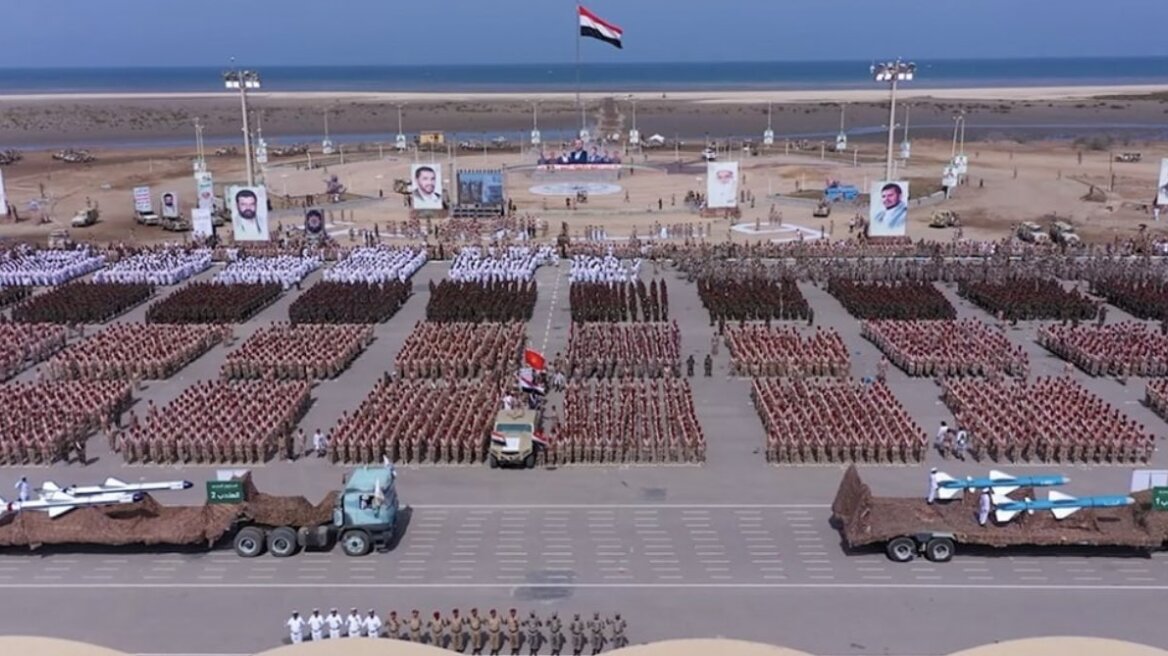 Υεμένη: Στρατιωτική παρέλαση των ανταρτών στη Χοντάιντα προκαλεί διαμαρτυρία του ΟΗΕ