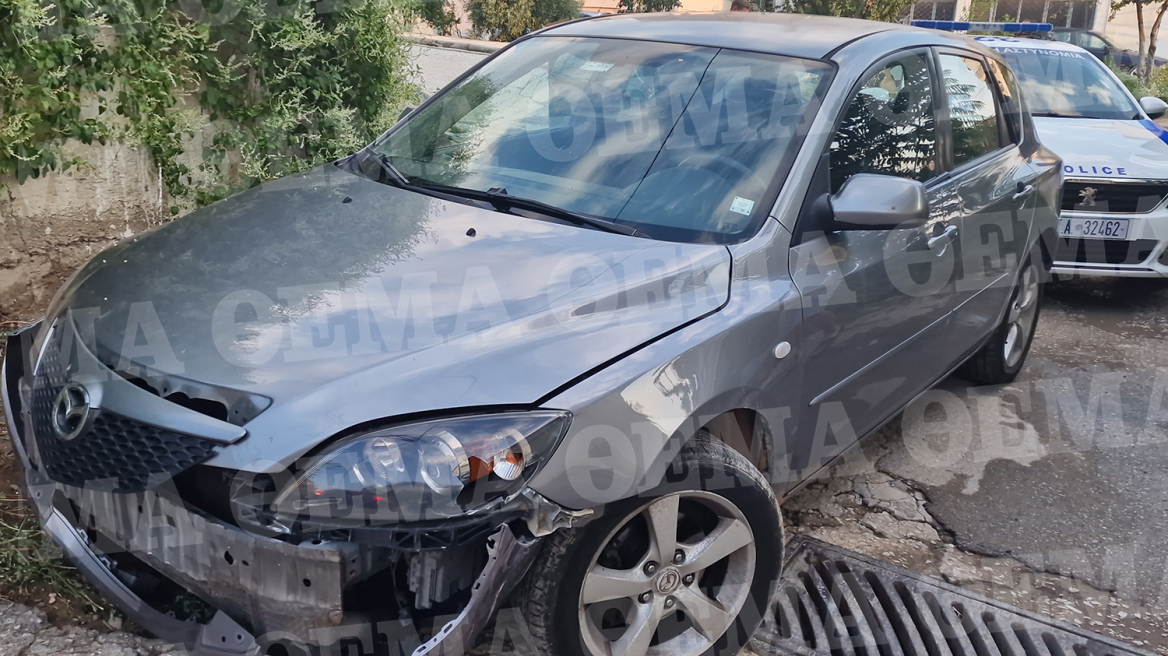 Τρελή καταδίωξη από Σέρρες μέχρι Θεσσαλονίκη: Όχημα εμβόλισε μοτοσυκλέτα της ΕΛΑΣ και έσπασε μπάρες διοδίων