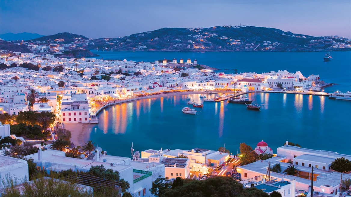 Guardian: Γιατί η Μύκονος έχει φτάσει στα όριά της