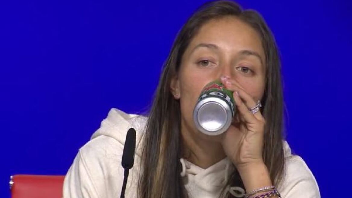 US Open: Αμερικανίδα τενίστρια ήπιε μπύρα στη συνέντευξη Τύπου
