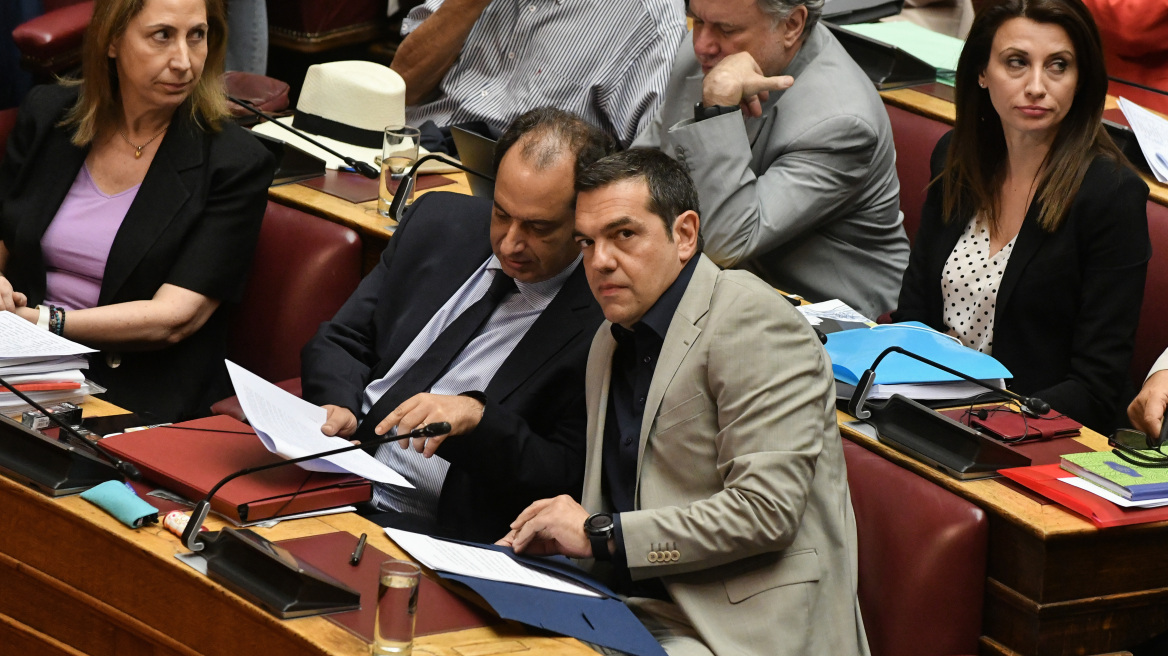 Τσίπρας: Ζητά τη σύγκληση της Επιτροπής Θεσμών και Διαφάνειας για τις καταγγελίες Σπίρτζη
