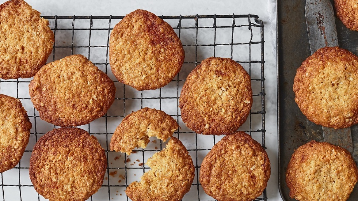 Υγιεινά μπισκότα με βρώμη, μέλι και καστανή ζάχαρη