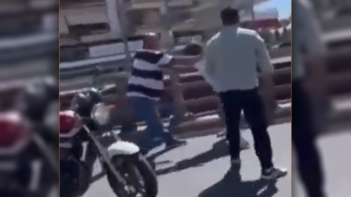 Αχιλλέας Μπέος: Απαντά για το βίντεο που τον δείχνει να επιτίθεται σε μοτοσικλετιστή στη λεωφόρο Αλίμου