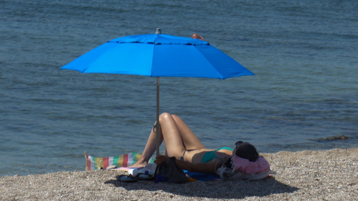 Καιρός - Αρναούτογλου: Πέφτουν οι άνεμοι, «σκαρφαλώνει» στους 36°C ο υδράργυρος