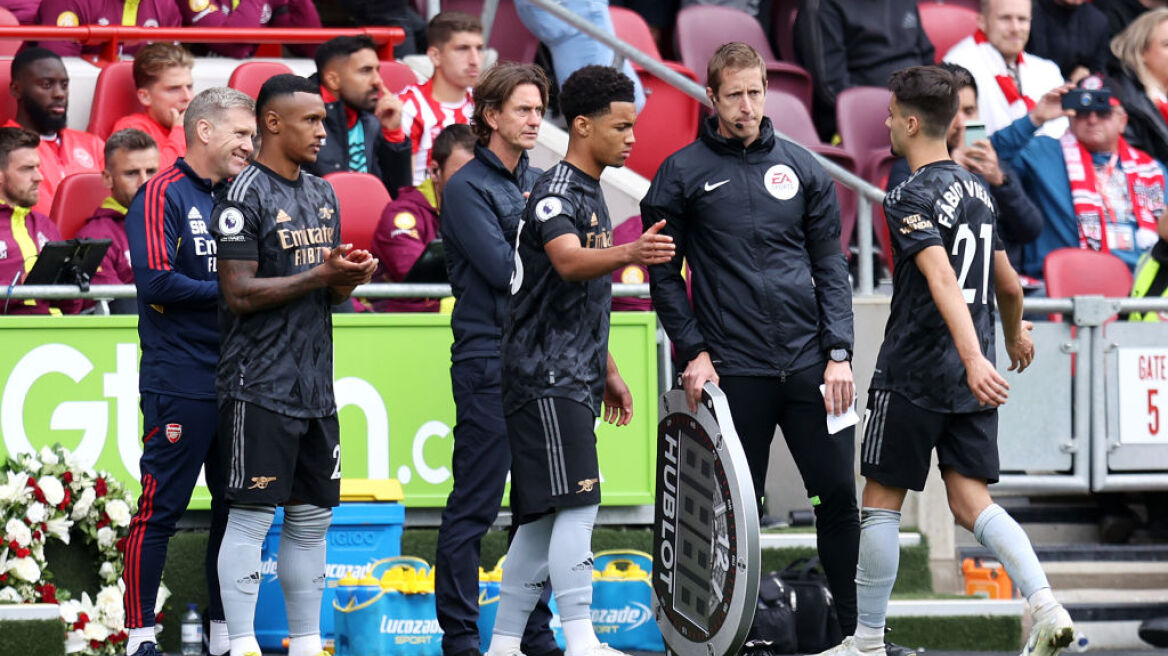 Premier League: Ο 15χρονος Ίθαν Νουανέρι έγραψε ιστορία