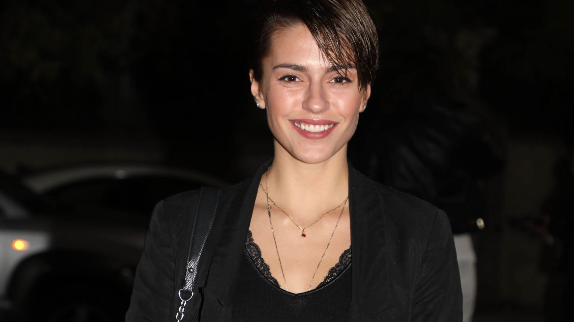 H Κάτια Ταραμπάνκo έβαψε πλατινέ τα μαλλιά της