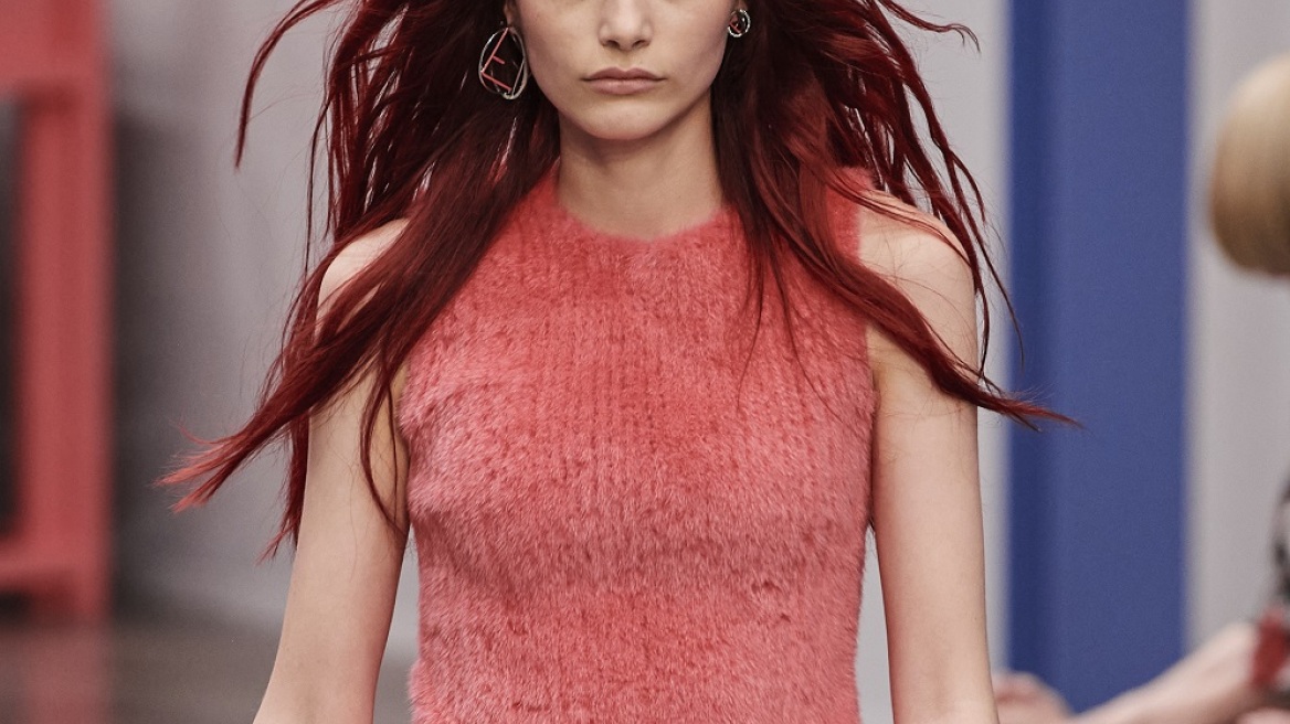 3 τάσεις που κρατάμε για το επόμενο καλοκαίρι, σύμφωνα με τον οίκο Fendi