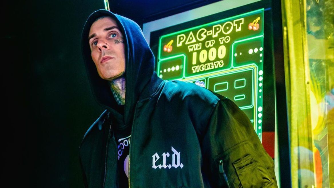 Τράβις Μπάρκερ: Κυκλοφόρησε τη δική του σειρά με προϊόντα περιποίησης με βάση την κάνναβη