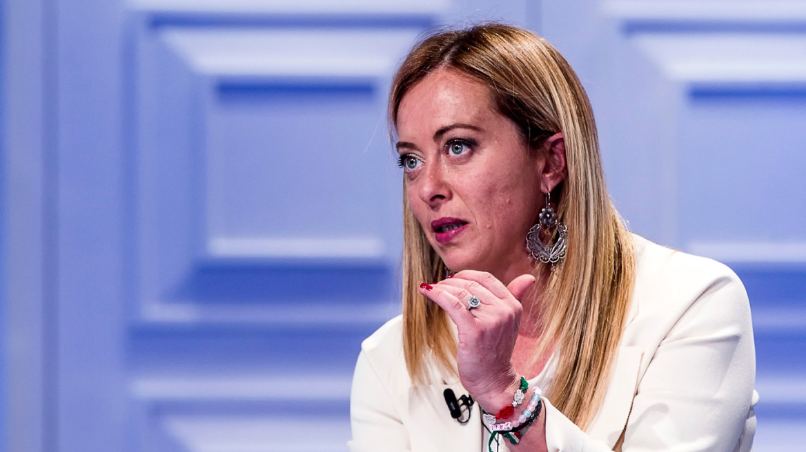 Κομισιόν: Ελπίζουμε σε εποικοδομητική συνεργασία με τις νέες ιταλικές αρχές