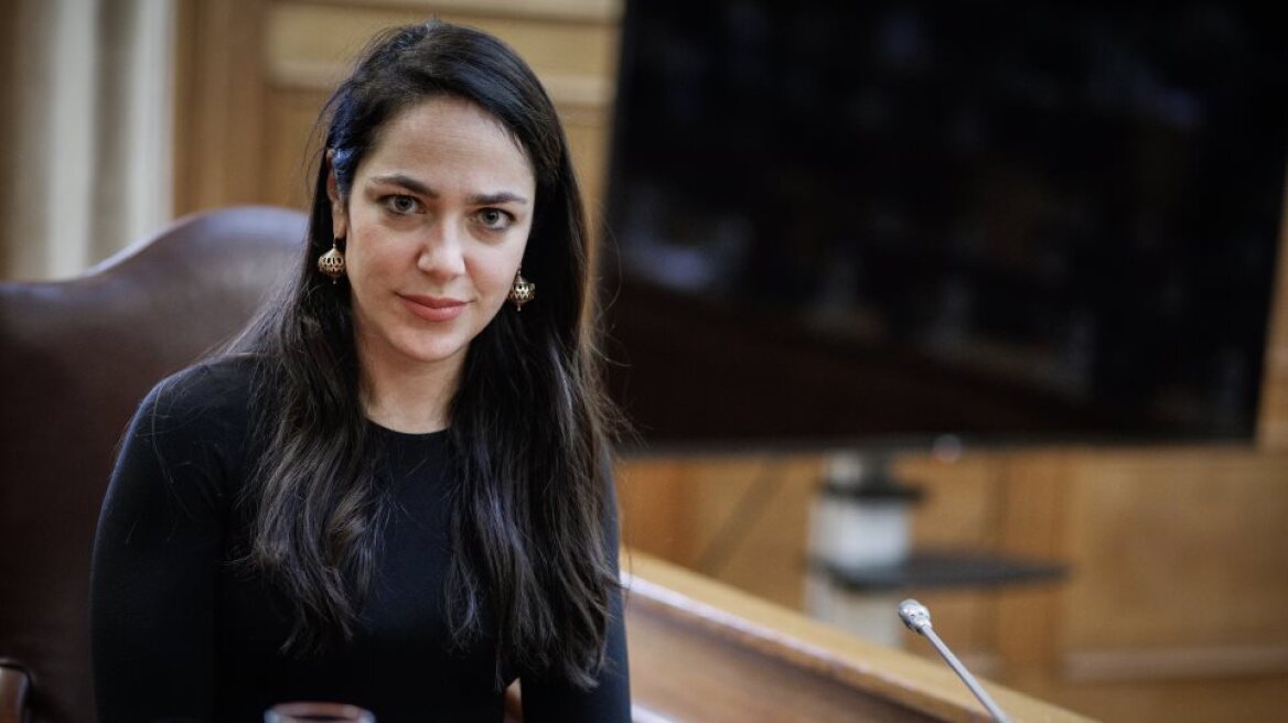 Δόμνα Μιχαηλίδου: «Μέσα σε 2 χρόνια έχουμε βγάλει το 40% των παιδιών από τα ιδρύματα»