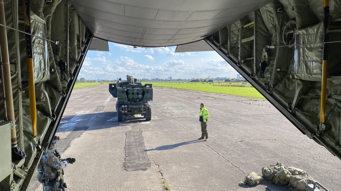 ΗΠΑ: Θα ανακοινώσουν νέο πακέτο στρατιωτικής βοήθειας στην Ουκρανία αξίας 1,1 δισ. δολαρίων