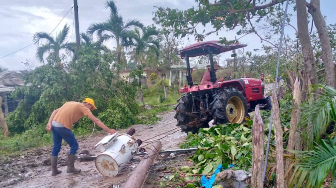 Κούβα: Ο τυφώνας Ίαν κατέστρεψε τα ξηραντήρια καπνού για τα πούρα Αβάνας - Σε απόγνωση οι παραγωγοί