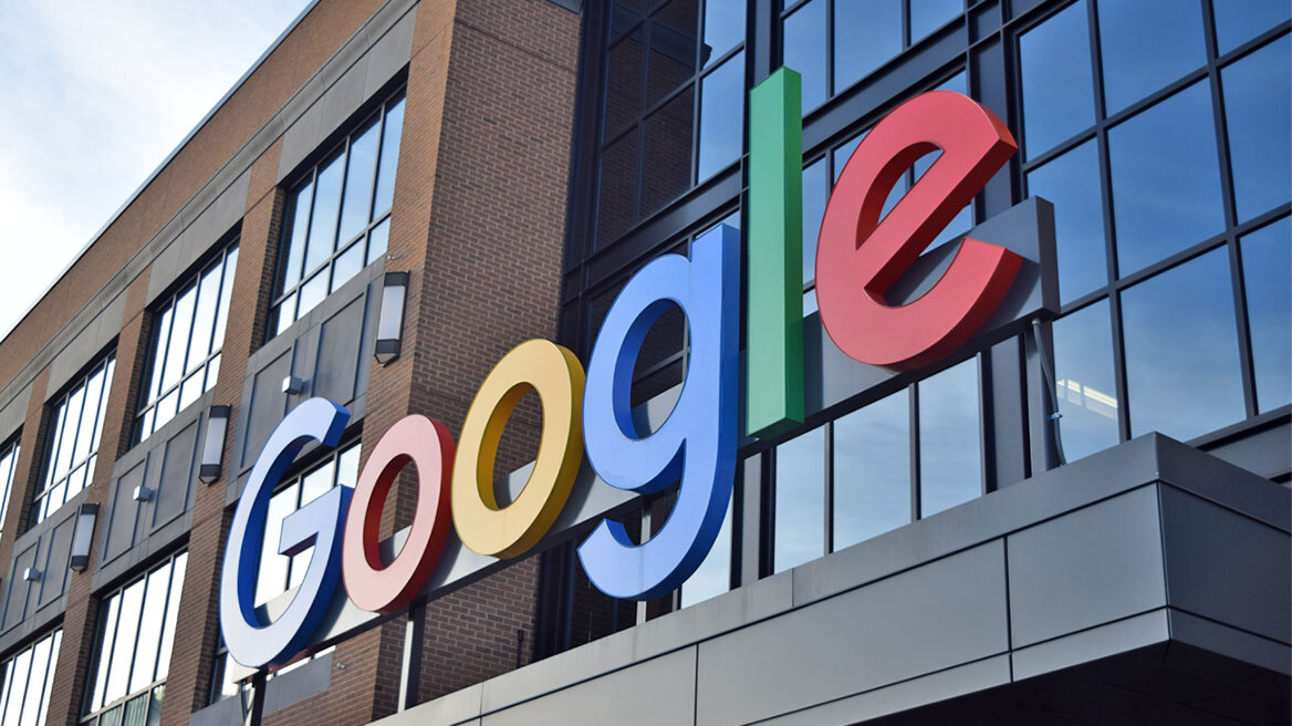 Η προϊσταμένη του στη Google τον απέλυσε επειδή την απέρριψε ερωτικά