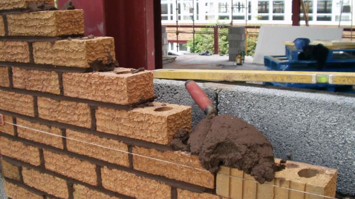 Πύργος: Νεκρός εργάτης που καταπλακώθηκε από τοίχο