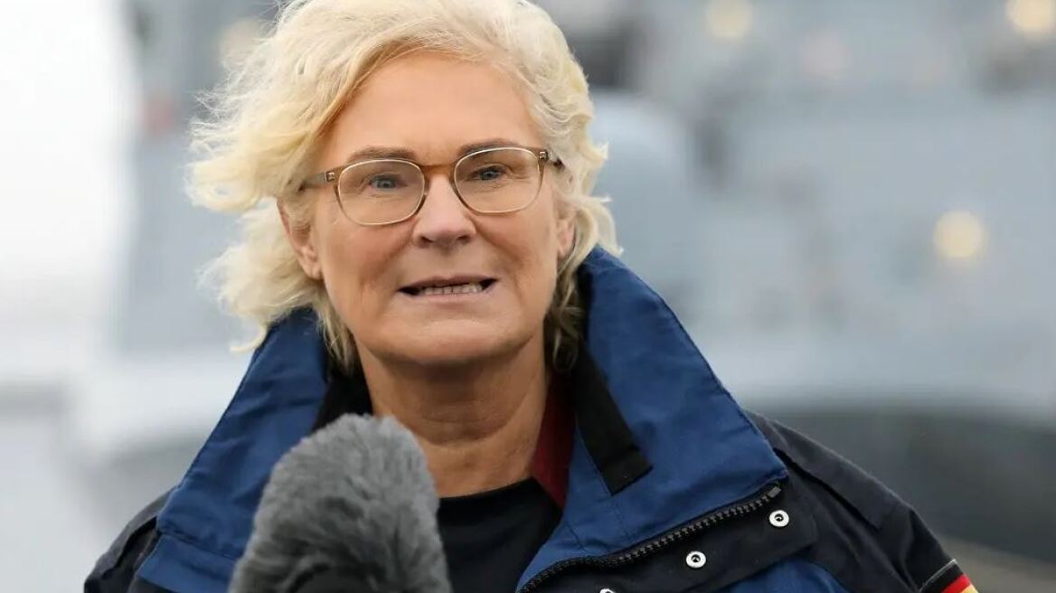 Ουκρανία: Αιφνιδιαστική επίσκεψη της Γερμανίδας υπουργού Άμυνας στην Οδησσό