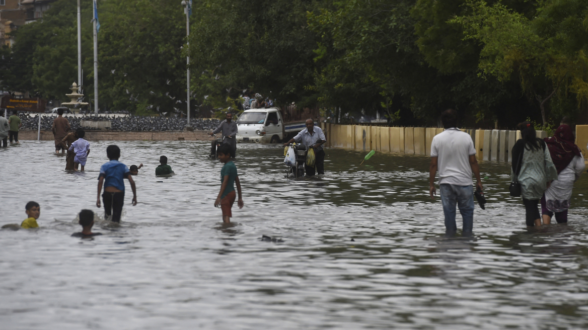 Πακιστάν - ΟΗΕ: Συγκεντρώνει 816 εκατ. δολάρια για αποφυγή της έξαρσης υδατογενών ασθενειών