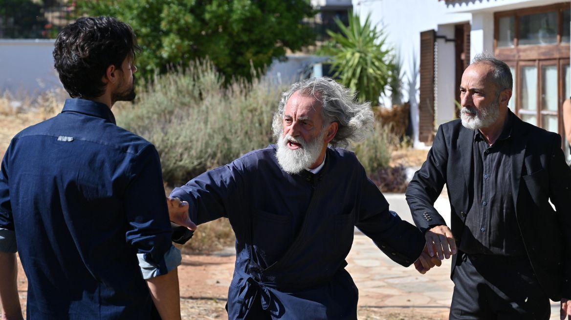 Σασμός: Ο Αστέρης βρίσκεται αντιμέτωπος με τον Σταύρο και τον Παύλο