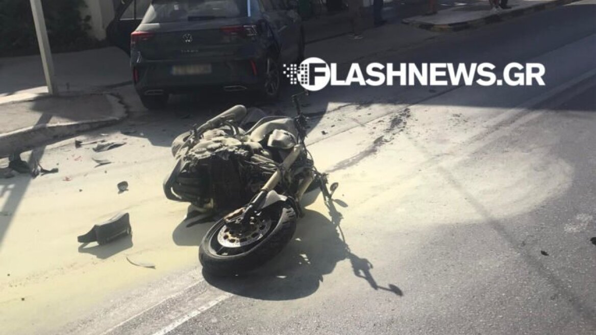 Τροχαίο στα Χανιά: Σύγκρουση μηχανής με αυτοκίνητο - Ένας τραυματίας