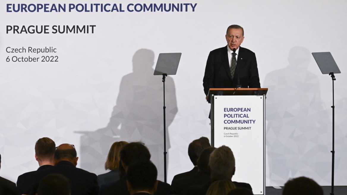 Πράγα: Ο Ερντογάν παραμένει αρνητικός στην ένταξη της Σουηδίας στο ΝΑΤΟ
