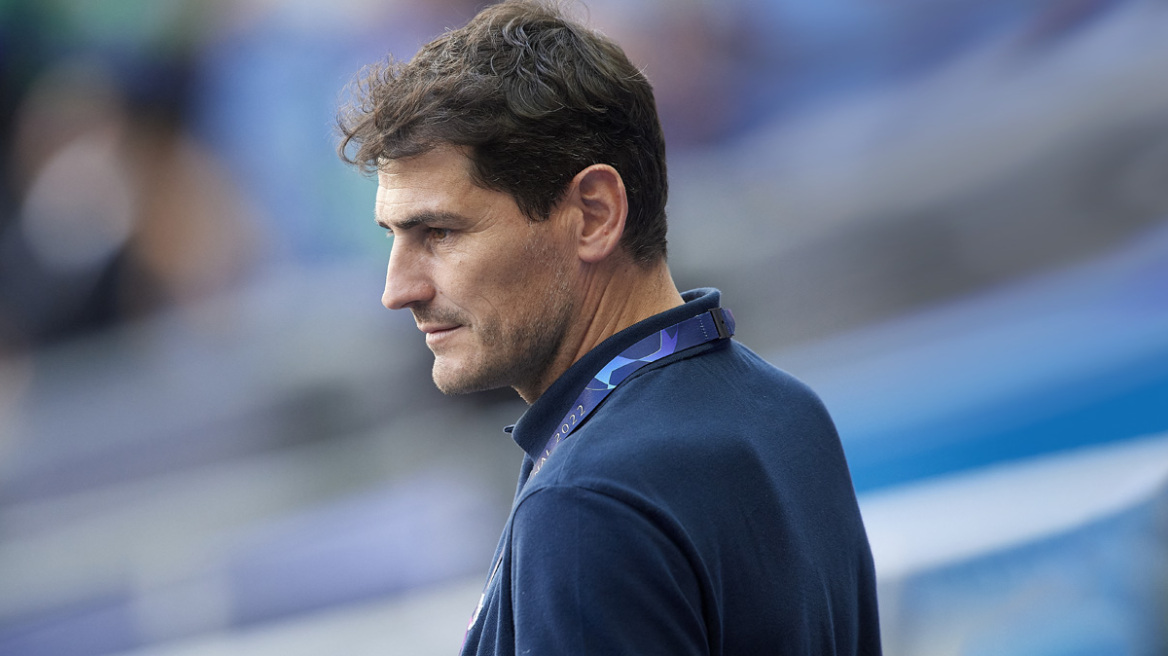 Κασίγιας: «Μου χάκαραν τον λογαριασμό, ζητώ συγγνώμη από τη ΛΟΑΤΚΙ+ κοινότητα»