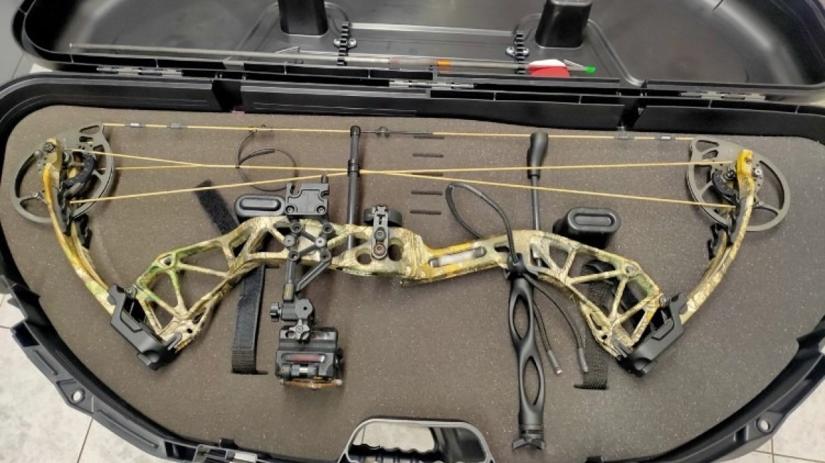 Χαλκιδική: Φύλαγε τα χασισόδεντρα με... τόξα, καραμπίνα και μαχαίρια