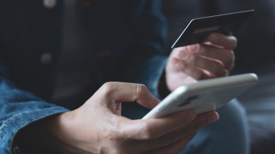 ΕΛΑΣ: Απόπειρα υποκλοπής προσωπικών δεδομένων μέσω μηνυμάτων με την πρόφαση της επιστροφής φόρων